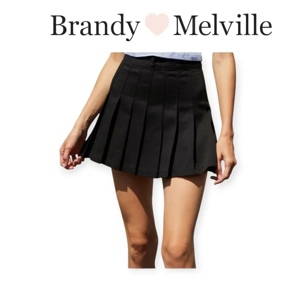 Brandy Melville J. Galt Black Pleated Tennis Skort Size S β Cute + Comfy Mini - Picture 1 of 10